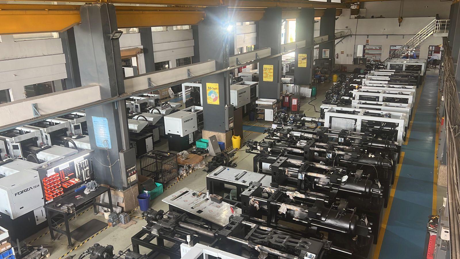 Why Futech is Leading Injection molding machine manufacturer of India? - Cover Image